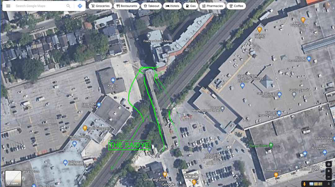 bird's eye Google maps view of the gerrard street footbridge